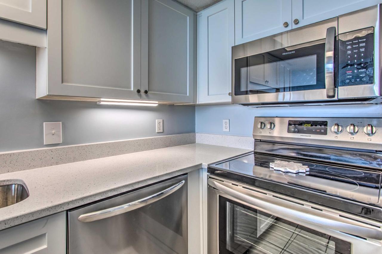 Luxury Myrtle Beach Condo Oceanfront With Hot Tub! 외부 사진